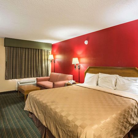 Rodeway Inn Hazlehurst Εξωτερικό φωτογραφία