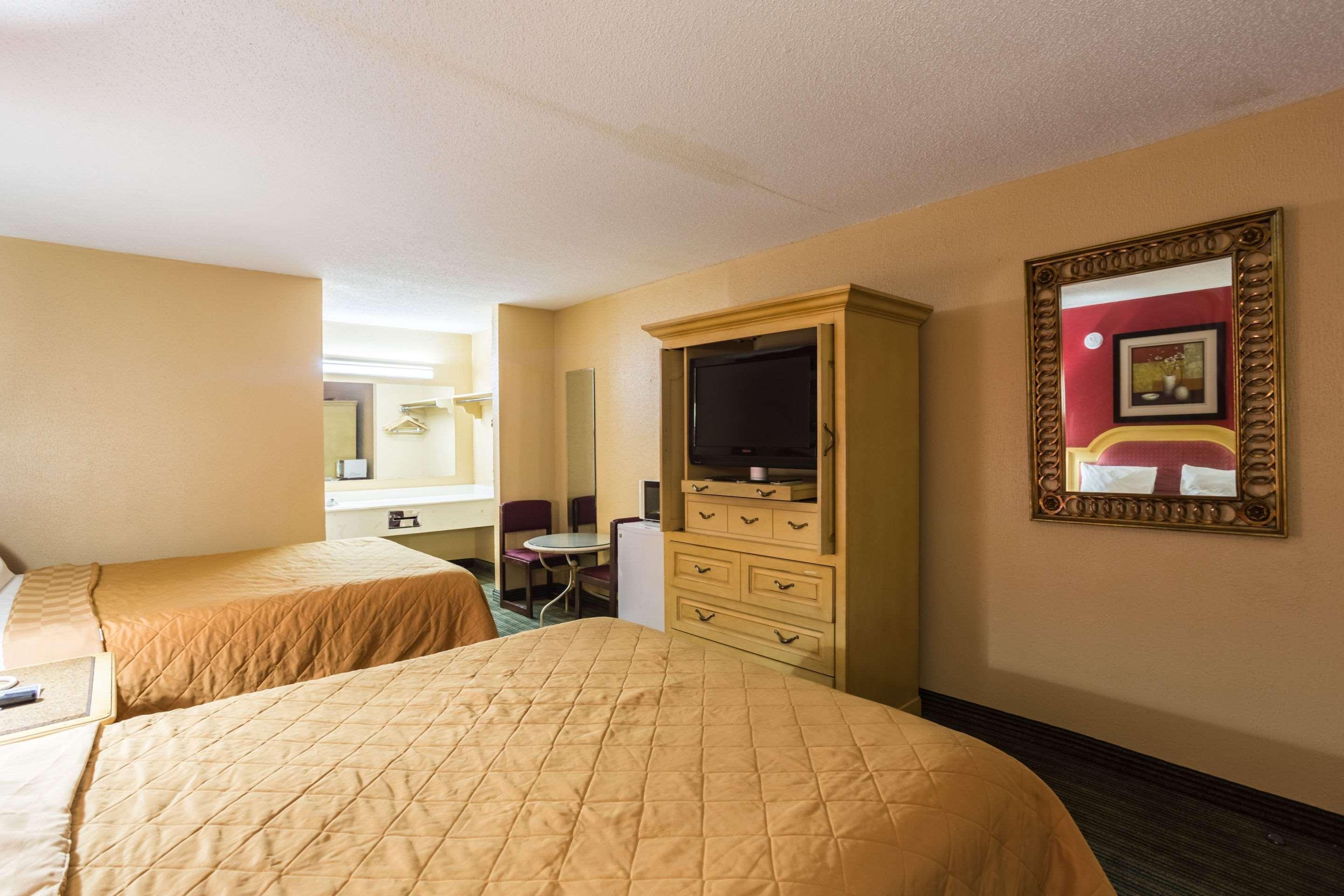 Rodeway Inn Hazlehurst Εξωτερικό φωτογραφία