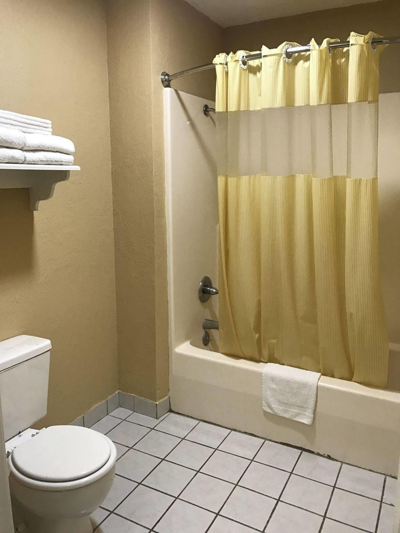 Rodeway Inn Hazlehurst Εξωτερικό φωτογραφία